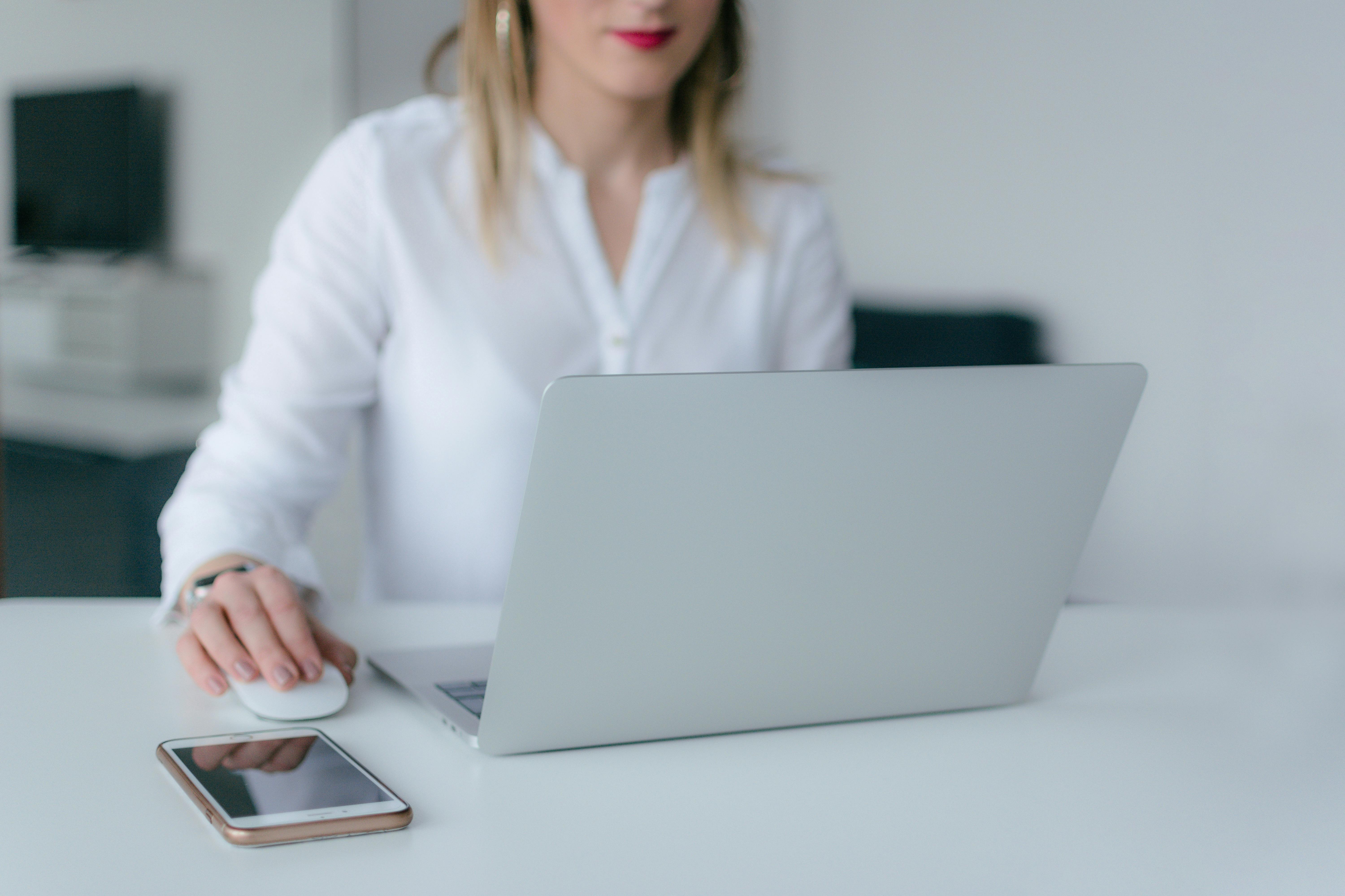 Online Laptop